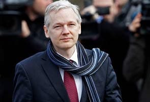 Assange has four 'love children,' claims book