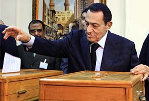 Egyptian minister denies Mubarak will step down