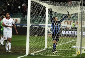 Inter up to third in Italian Seria A