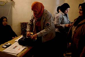 Iraqi women work to halt suicide bombers, but paycheck is elusive