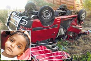 Baby survives car crash that kills 6