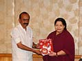 Tamil Nadu polls: Jayalalithaa trumps DMK offers of freebies for voters