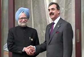 India, Pak PMs to shake hands with players before match