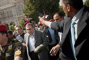 Egypt's new PM speaks at Tahrir Square 