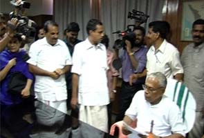 CPM drops Achuthanandan for Kerala polls