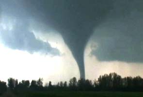 Tornadoes ripping through US states, caught on camera