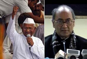 Anna's Modi controversy: Digvijay weighs in