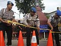 Suicide bomber hits Indonesian mosque, wounds 28