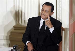 Egypt: Former President Mubarak admitted to hospital