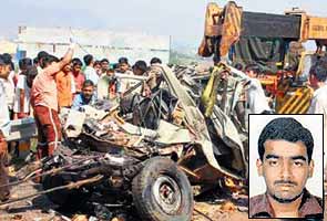 11-vehicle pile-up on Pune Expressway kills 2