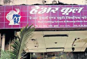 Cops bust lunch-break 'massage' parlour in Mumbai