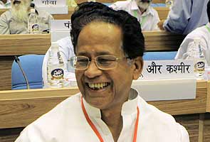 Assam polls: CM Tarun Gogoi casts vote, confident of victory