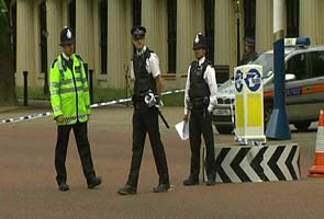 Bomb threat warning for central London