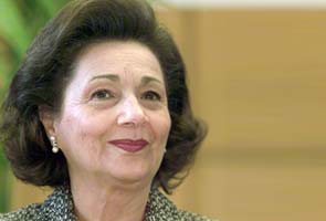 Mubarak's wife in hospital after arrest order