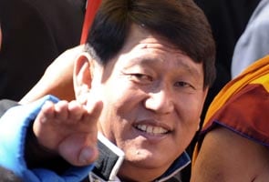 Searching Sela Pass for missing Arunachal CM