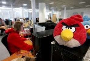 Angry Birds flies off with Webby Award