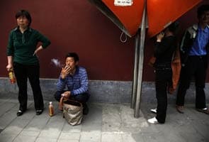 China's new indoor smoking ban takes effect 