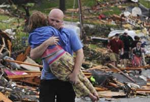 Missouri officials fear dozens dead in tornado