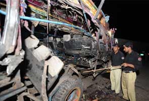 Blast in Pak bus; 6 killed, 20 injured