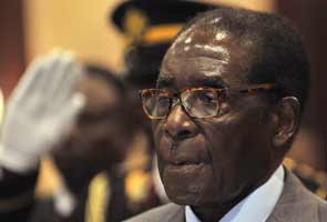 Policeman detained for using Zimbabwe President's toilet