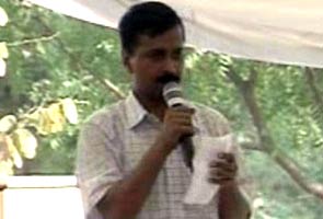 Kejriwal takes on Sibal, says what's wrong in calling ministers 'cheats'