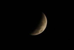 Longest and darkest total lunar eclipse of century today