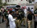 Militants raid Pakistan police station; 10 killed