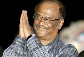 Now, Rajinikanth calls Karunanidhi to say "Don't Worry"