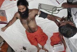 Ramdev's health deteriorates; doctors advise him to break fast        