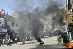 Yemen protests: 41 killed in clashes between security forces and tribal fighters