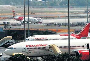 Unpaid Air India pilots warn they are distracted mid-air