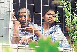 Won't die till my son's killers are behind bars: J Dey's mother