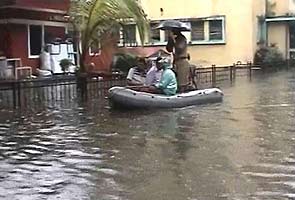 In Kolkata, rain lessens but misery continues