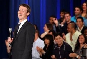 Zuckerberg now richer than Google founders
