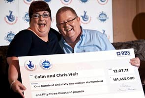 Scottish couple toast to a record 185-million-euro lottery win