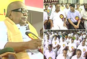 All to blame for defeat, says Karunanidhi at DMK meeting