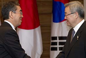 North and South Korean top diplomats meet 