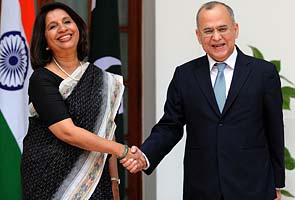 India, Pak Foreign Secretaries meet in Delhi
