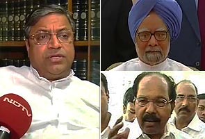 Solicitor General's resignation: Veerappa Moily meets PM