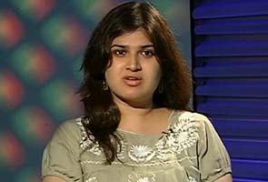 26/11 martyr Vijay Salaskar's daughter gets government job