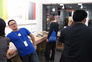 The rise of the fake Apple store