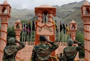 On 12th anniversary, India remembers Kargil War heroes