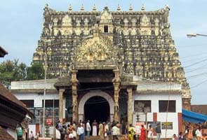 Temple treasures belong to royal family: Sankaracharya