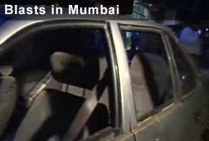 Terror Strikes Mumbai, 3 blasts, 10 reported dead