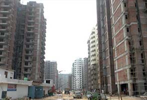 Double trouble for Noida Extension investors