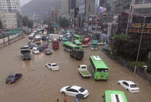 Rains, mudslides submerge Seoul, kill 36