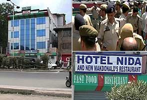 Kashmiri Girl Hotel Sex - Sex racket busted in Srinagar