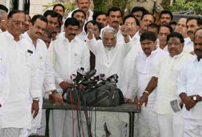 Telangana Congress leaders start 48-hour fast tomorrow