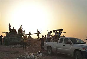 US formally recognizes Libya rebels