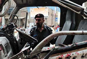 Twin blasts in Peshawar, 4 cops killed